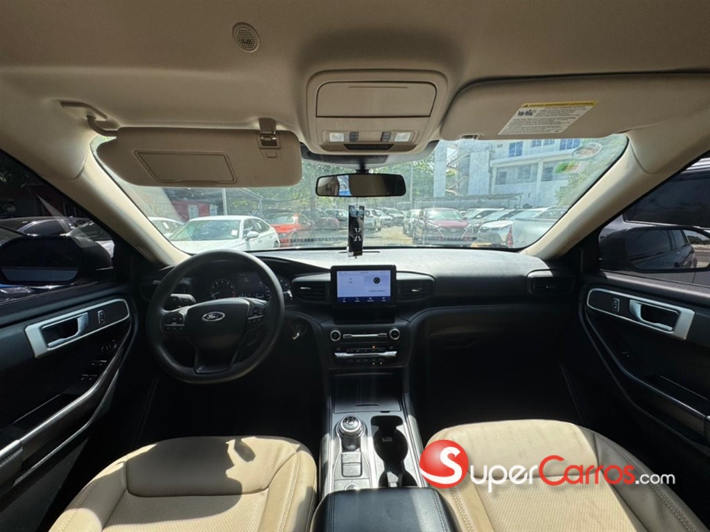 2020 Ford Explorer — foto 6 / 12