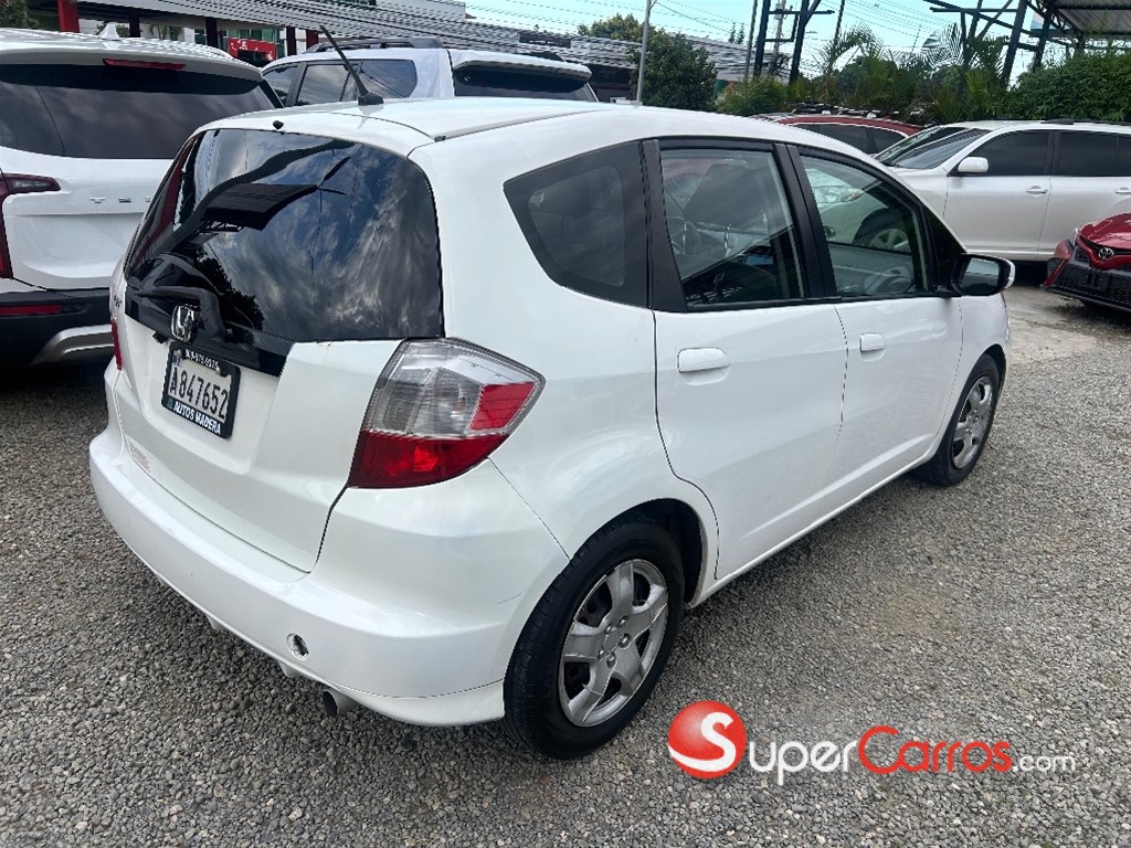 2013 Honda Fit — foto 6 / 12