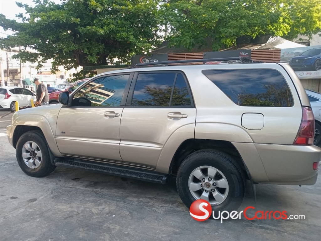 2004 Toyota 4 Runner — foto 3 / 12