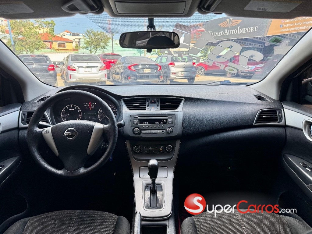 2014 Nissan Sentra SV — foto 7 / 11