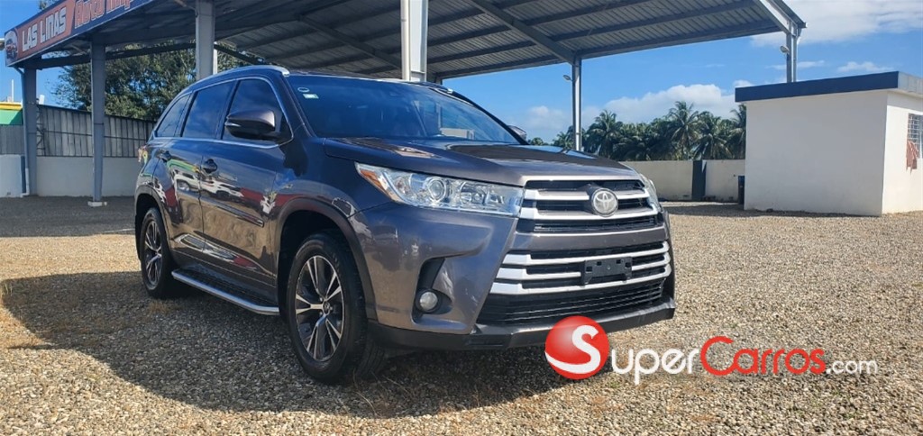 2018 Toyota Highlander LE Plus