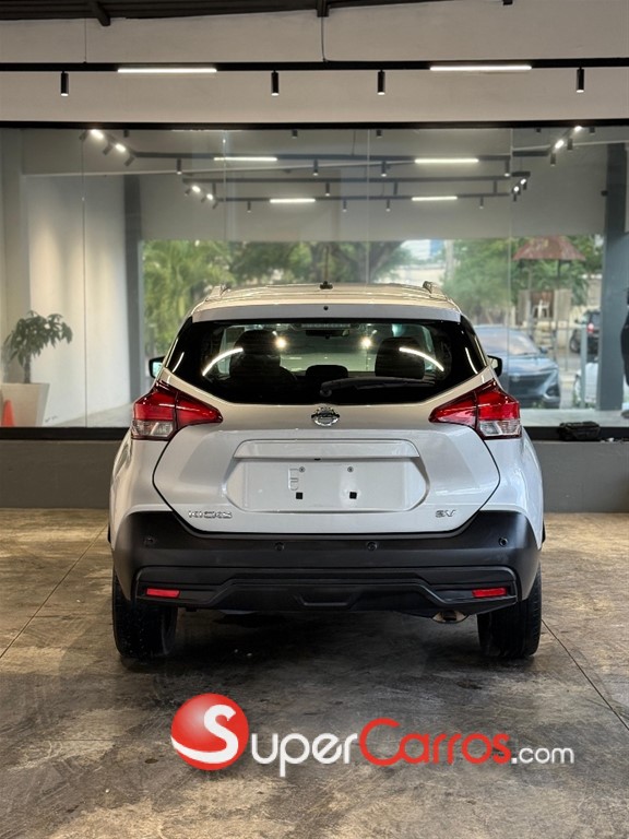 2020 Nissan Kicks SV — foto 6 / 11