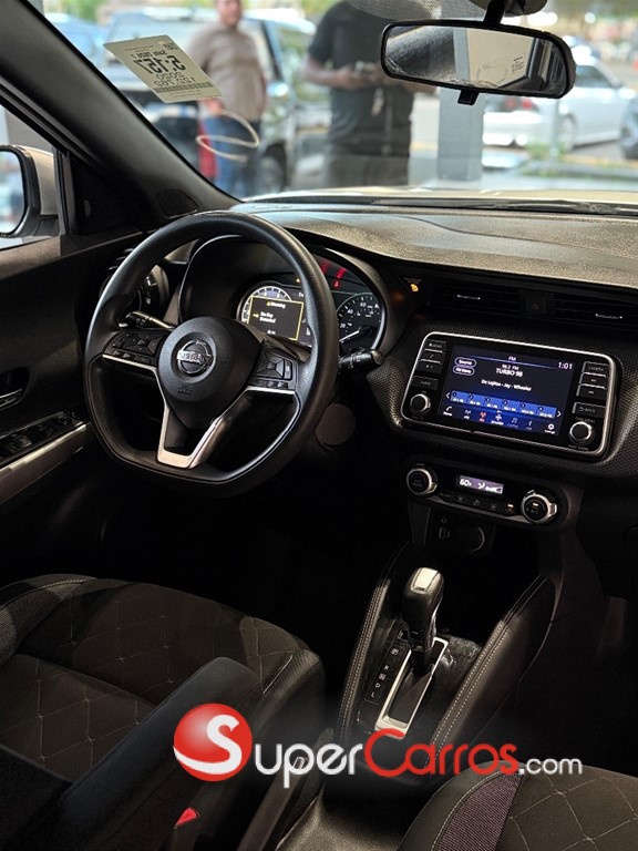 2020 Nissan Kicks SV — foto 9 / 11