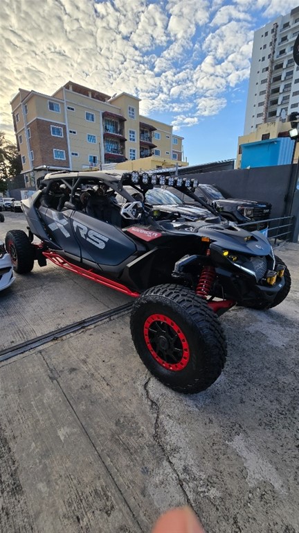 2025 Can Am Maverick R X RS SMART-SHOX — foto 3 / 12