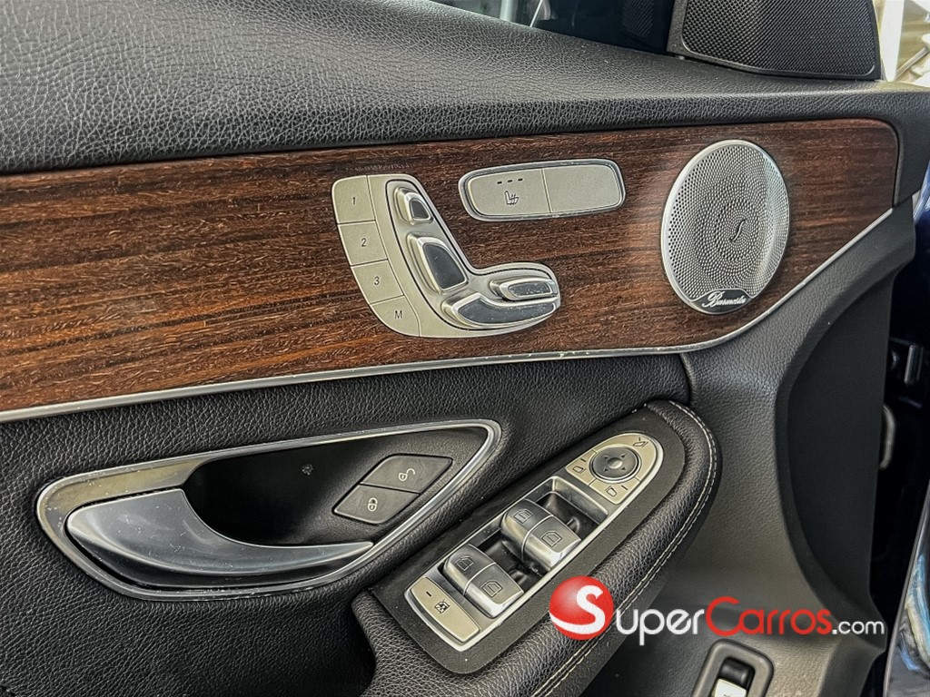 2020 Mercedes-Benz Clase C 300 4 Matic — foto 5 / 12