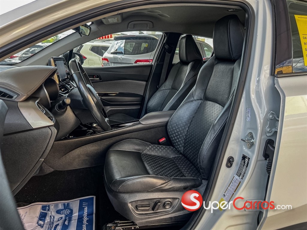 2022 Toyota C-HR LIMITED — foto 3 / 11