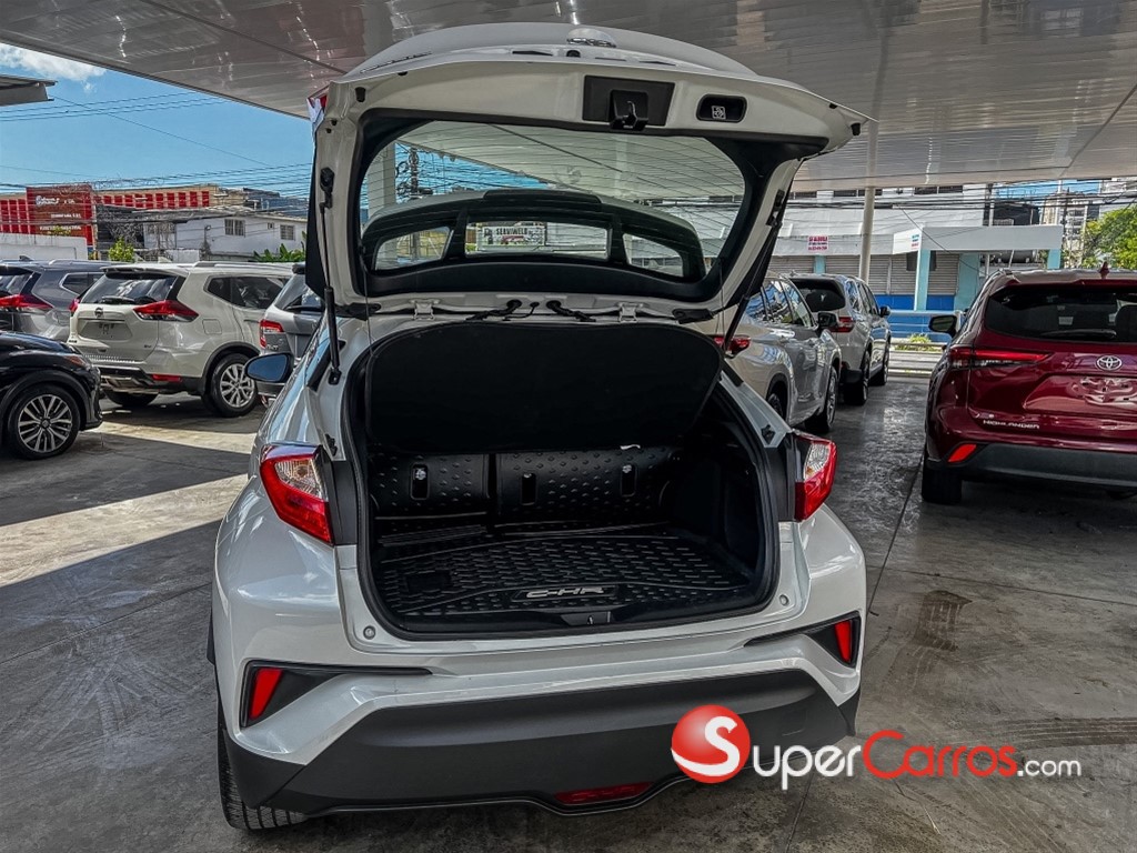 2022 Toyota C-HR LIMITED — foto 9 / 11