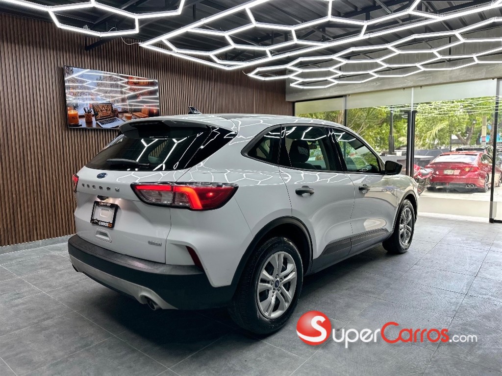 2020 Ford Escape — foto 4 / 10
