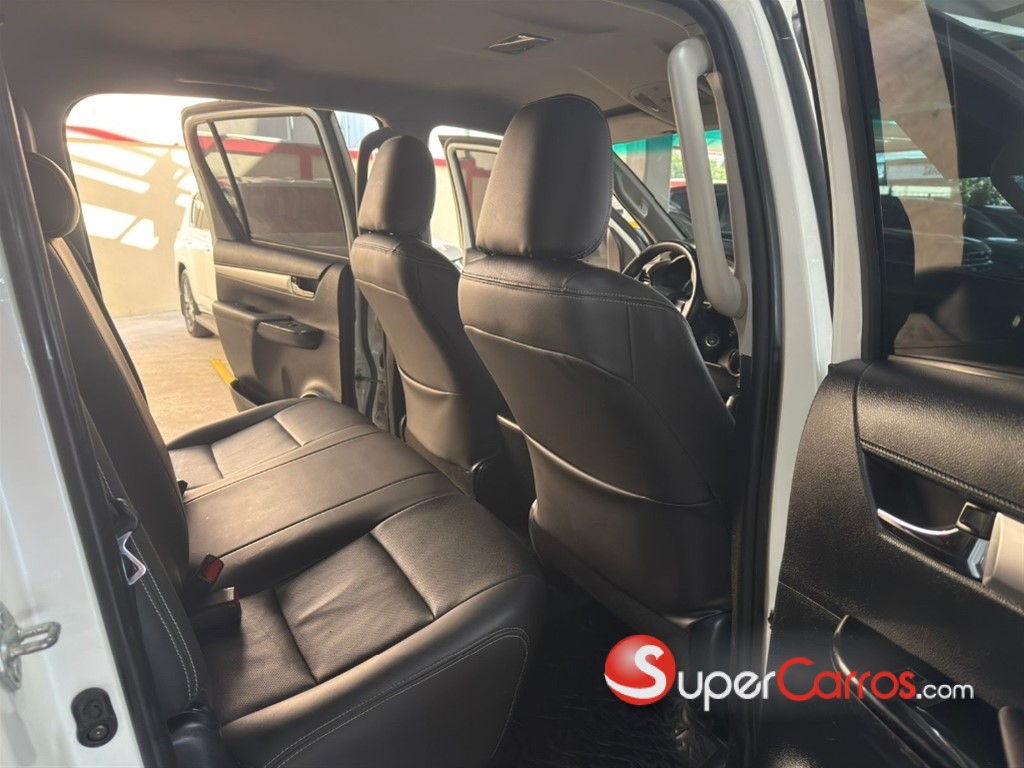 2018 Toyota Hilux Full 2.8 — foto 9 / 11