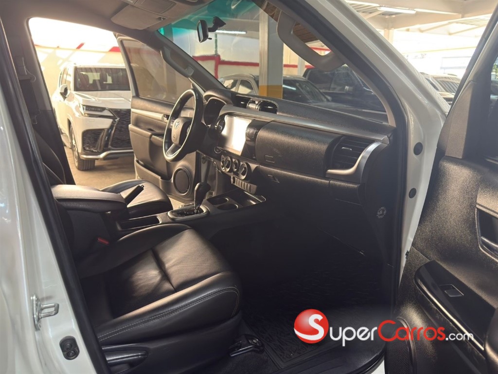 2018 Toyota Hilux Full 2.8 — foto 10 / 11