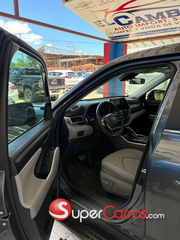 2023 Toyota Highlander Hybrid LE — foto 4 / 12