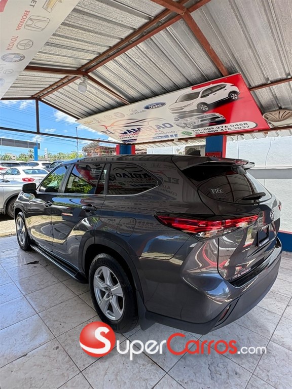 2023 Toyota Highlander Hybrid LE — foto 7 / 12