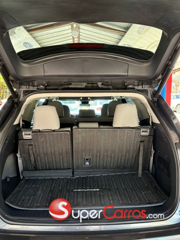 2023 Toyota Highlander Hybrid LE — foto 12 / 12