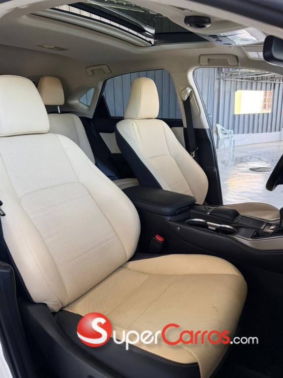 2018 Lexus NX 300 — foto 4 / 8