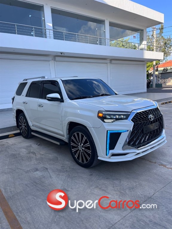 2018 Toyota 4 Runner Limited — foto 2 / 12