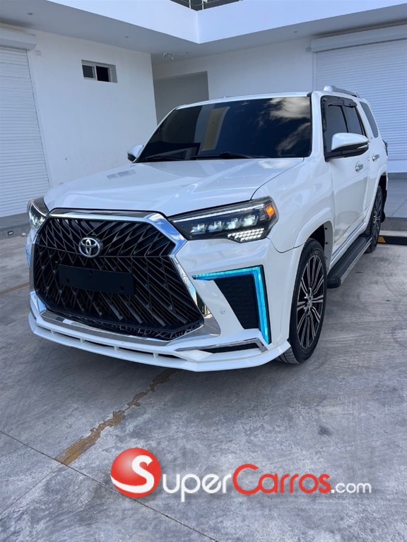 2018 Toyota 4 Runner Limited — foto 8 / 12