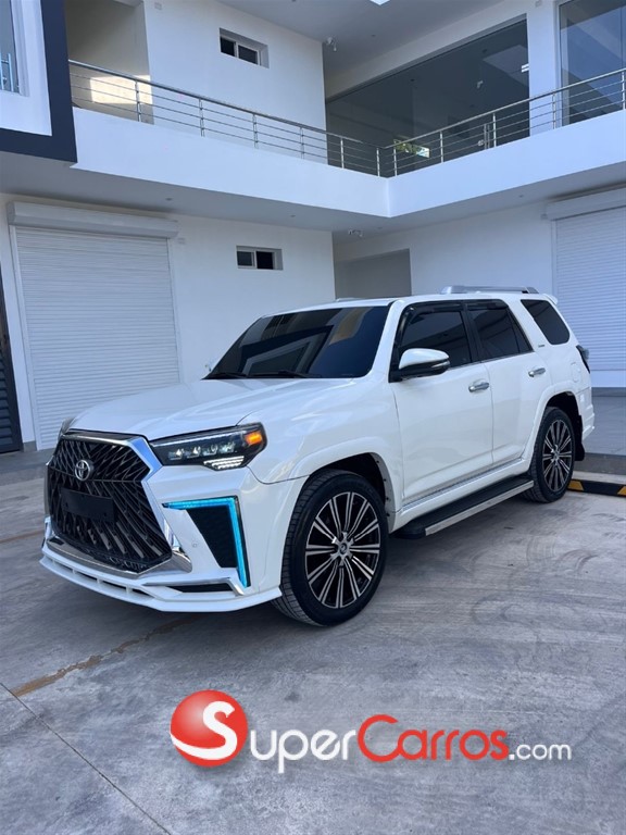 2018 Toyota 4 Runner Limited — foto 10 / 12