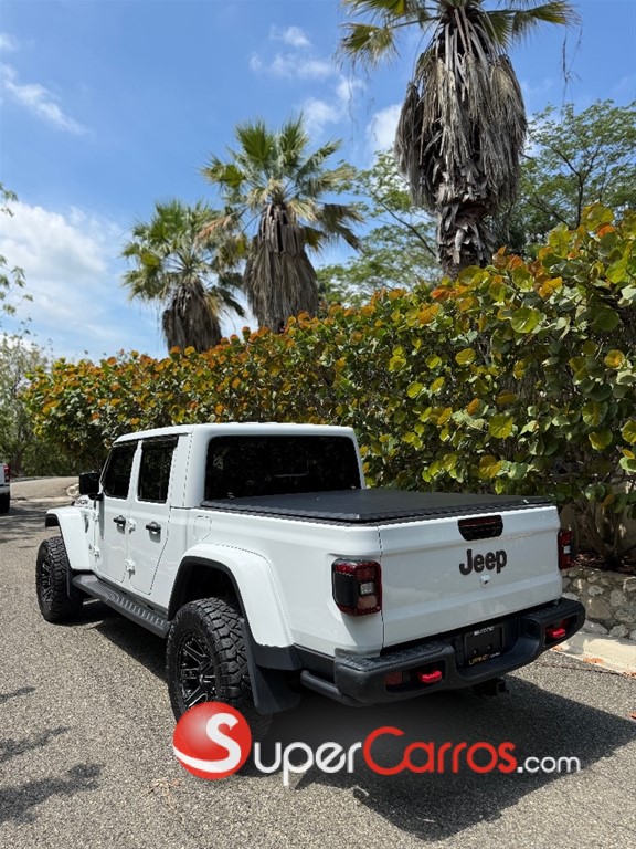 2020 Jeep Gladiator Rubicon — foto 5 / 12