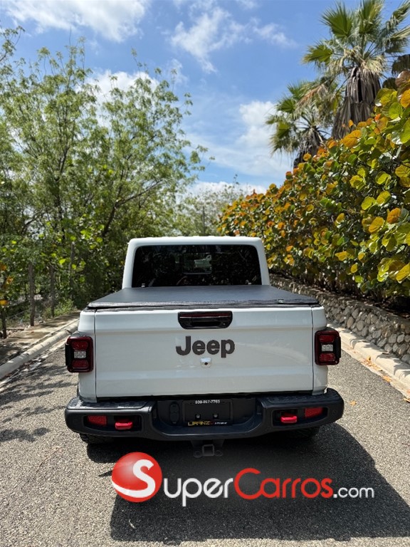 2020 Jeep Gladiator Rubicon — foto 6 / 12
