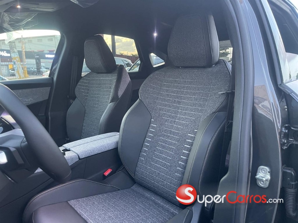 2027 Peugeot 3008 Allure — foto 8 / 11
