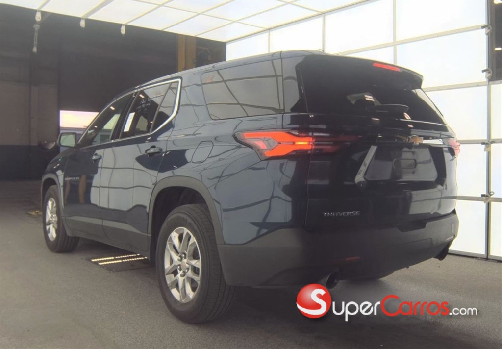 2022 Chevrolet Traverse LS — foto 6 / 12
