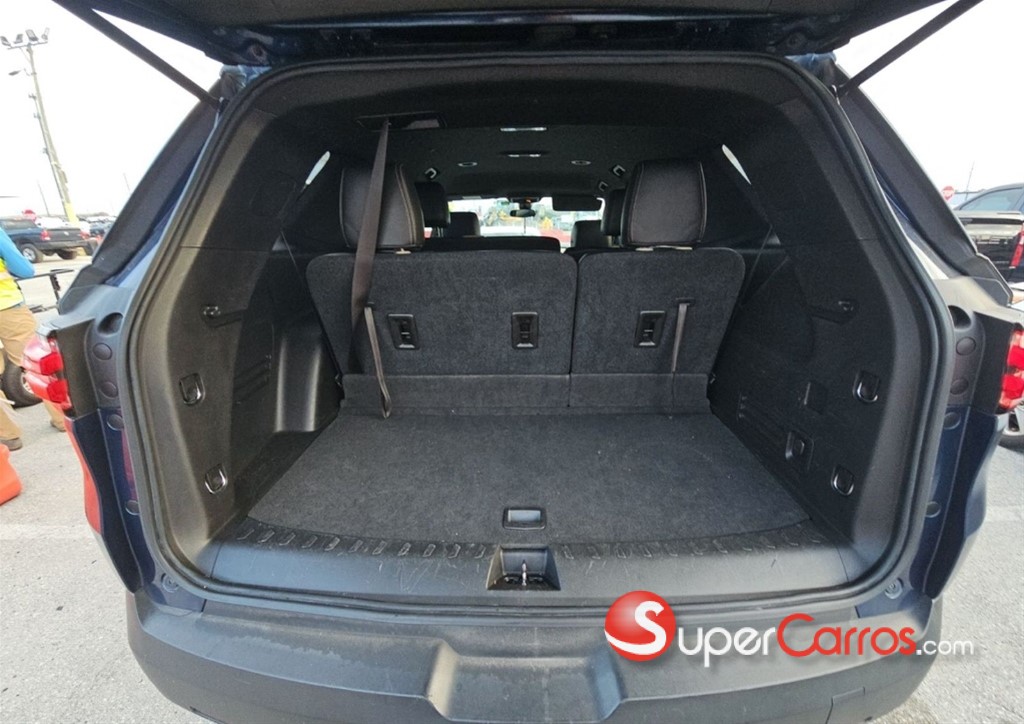 2022 Chevrolet Traverse LS — foto 11 / 12