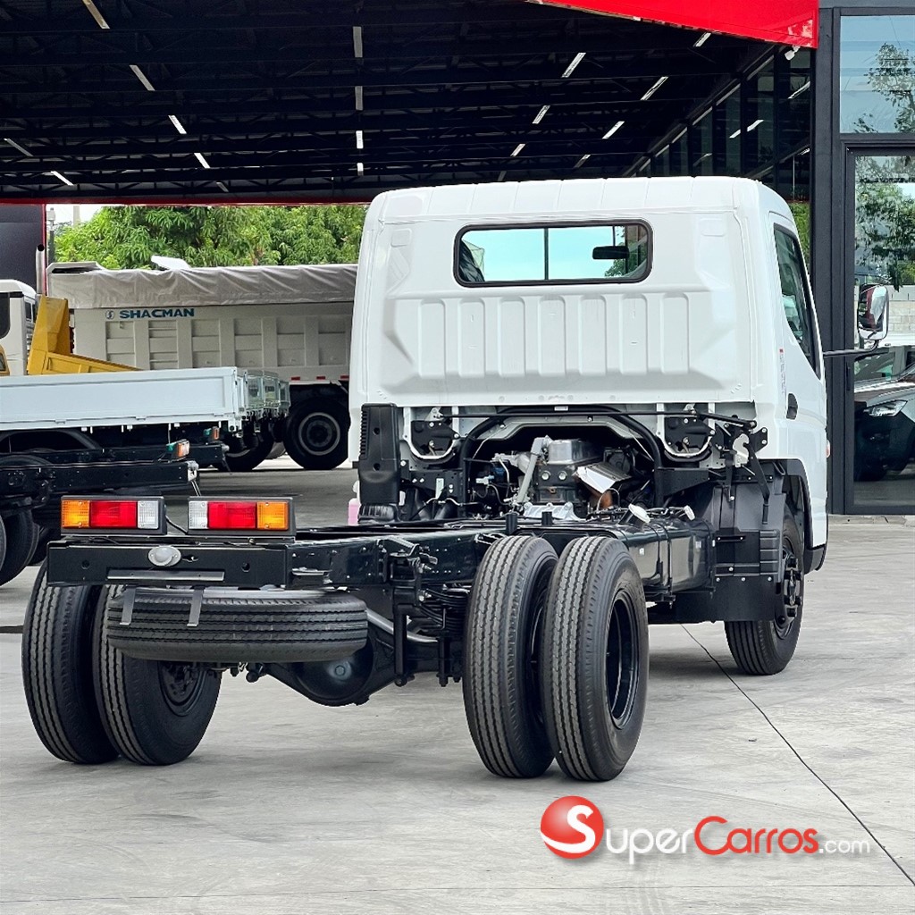 2027 Mitsubishi Motors Canter Chassis 14 pies — foto 4 / 12