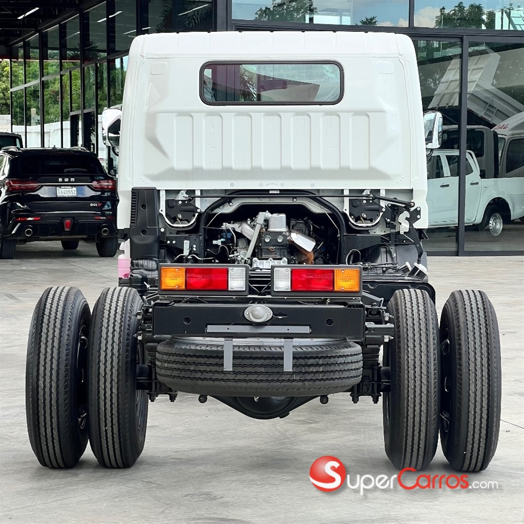 2027 Mitsubishi Motors Canter Chassis 14 pies — foto 11 / 12