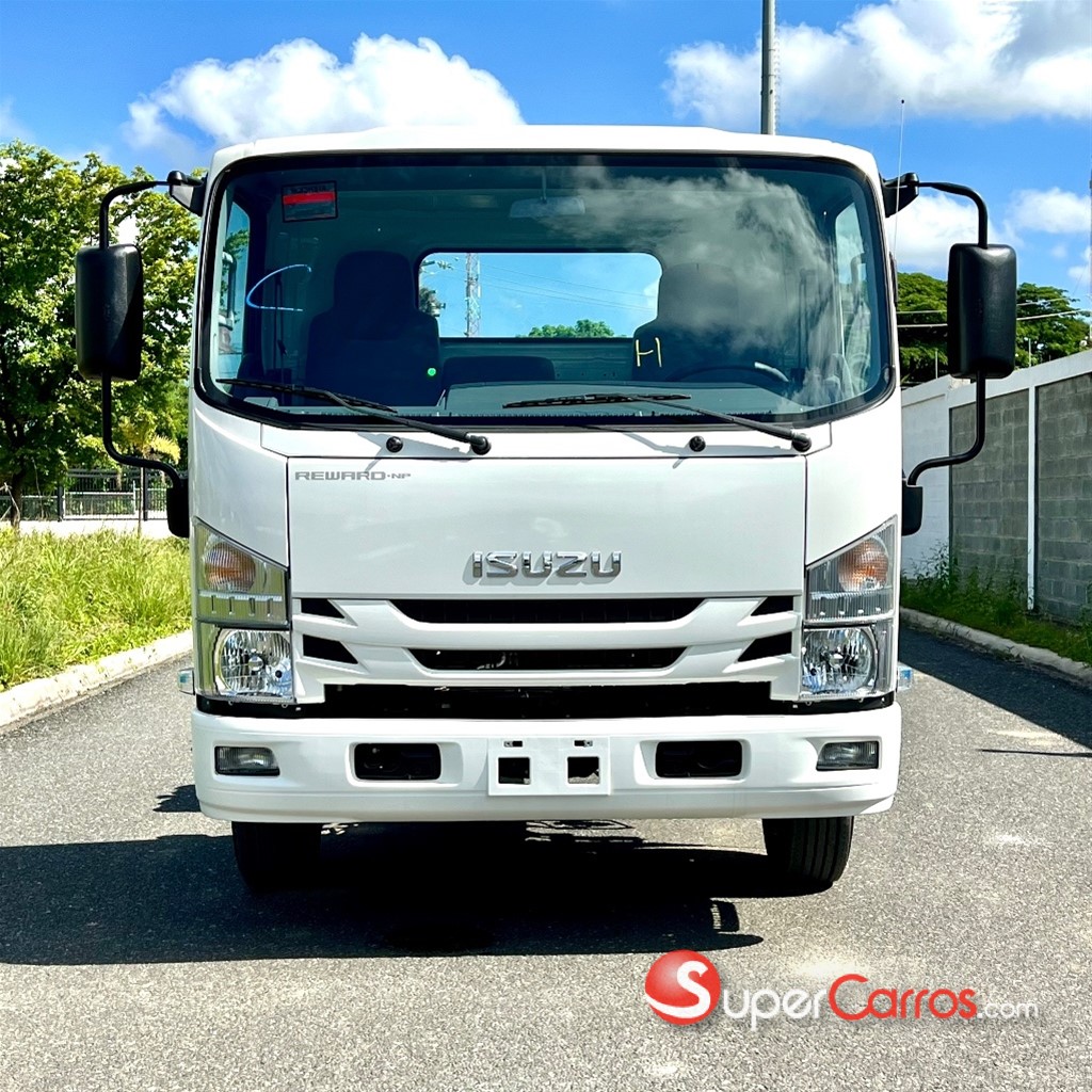 2027 Isuzu NPR 14 pies — foto 2 / 10