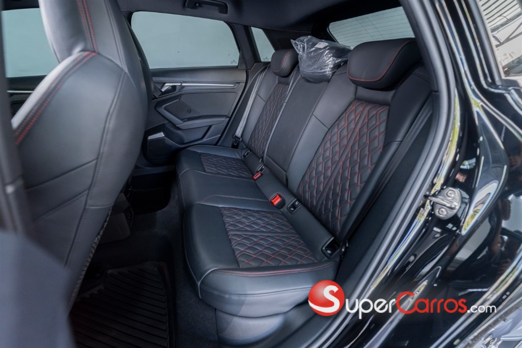 2023 Audi S3 Sportback — foto 10 / 12
