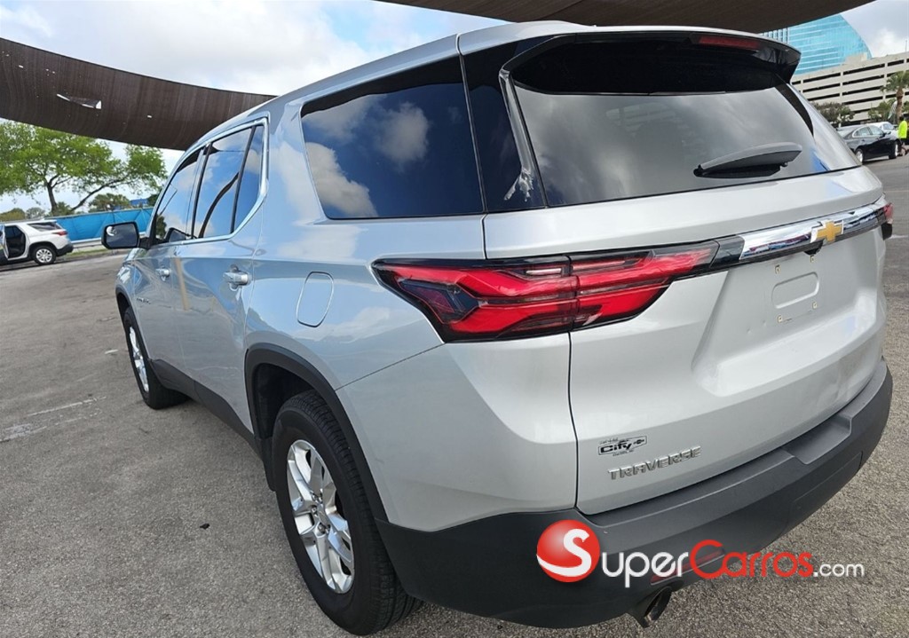 2022 Chevrolet Traverse LS — foto 4 / 11