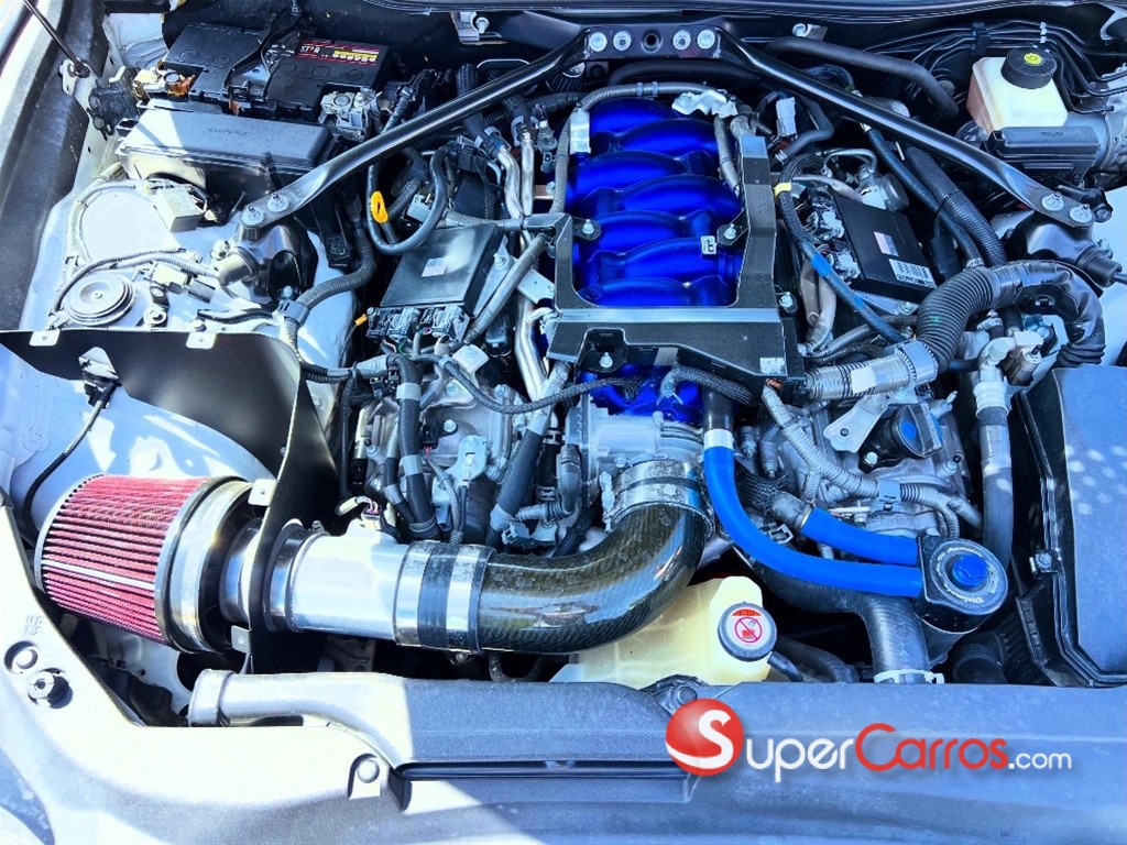 2017 Lexus RC F — foto 2 / 12