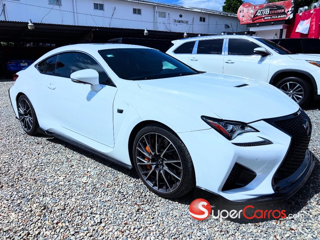 2017 Lexus RC F — foto 8 / 12