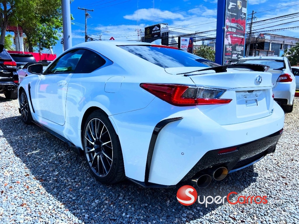 2017 Lexus RC F — foto 11 / 12