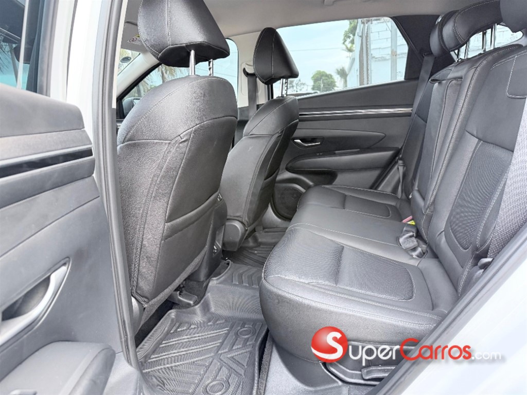 2023 Hyundai Tucson — foto 8 / 10
