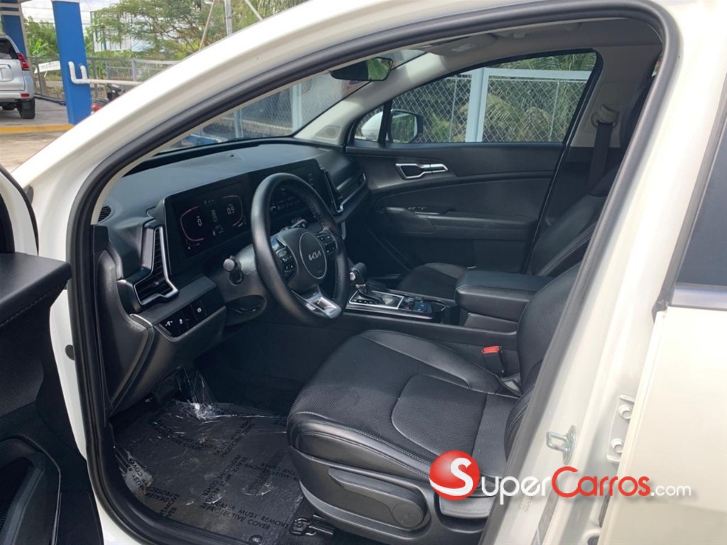 2023 Kia Sportage LX — foto 4 / 8