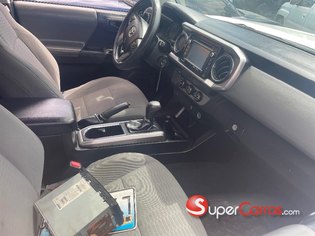 2016 Toyota Tacoma — foto 7 / 7