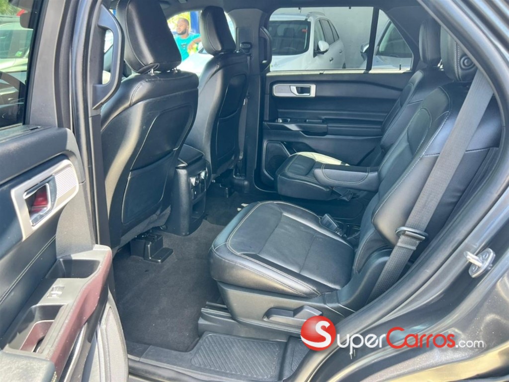 2020 Ford Explorer Limited — foto 6 / 12