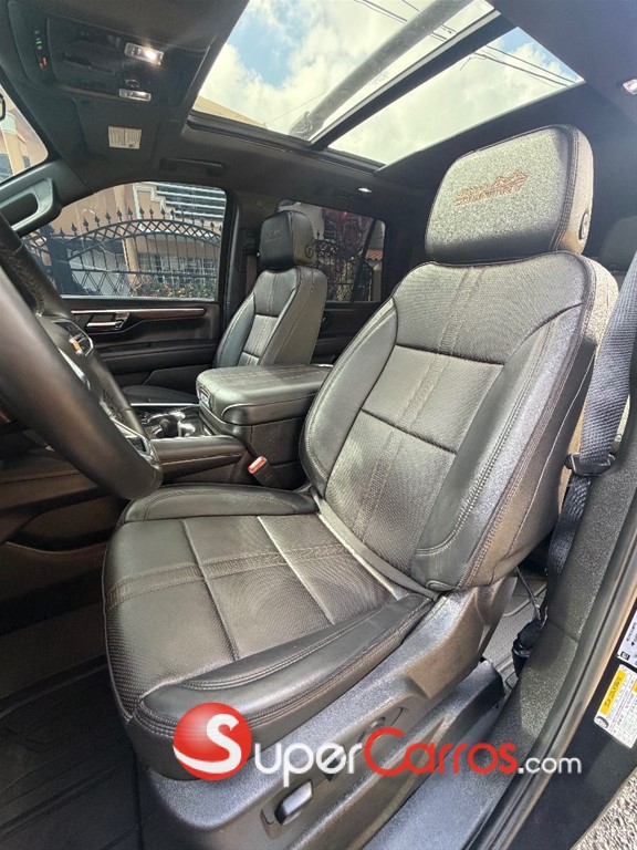 2025 Chevrolet Tahoe Highcountry — foto 7 / 12