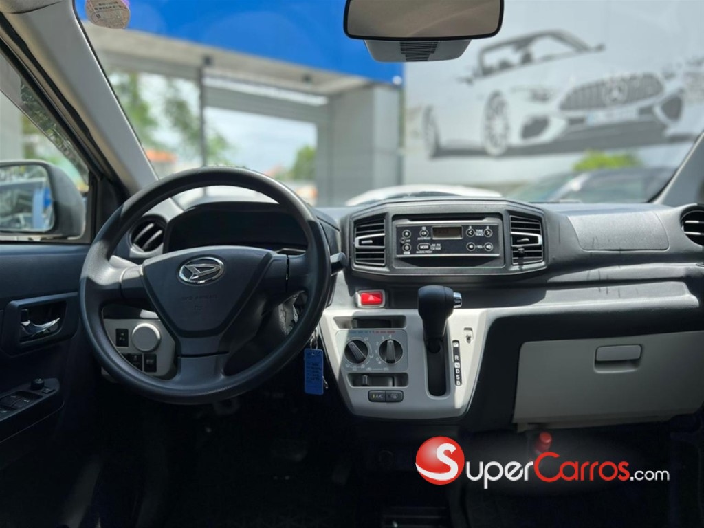 2020 Daihatsu Mira — foto 7 / 12