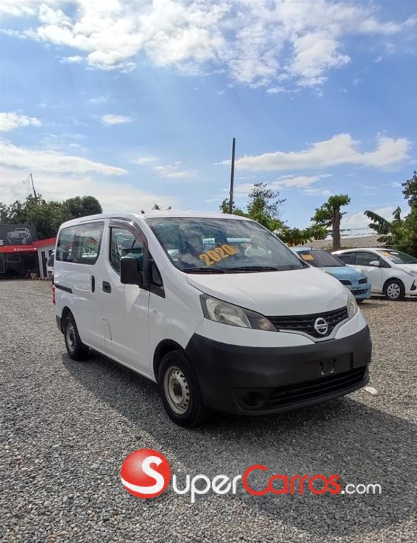 2020 Nissan NV 200 — foto 2 / 9