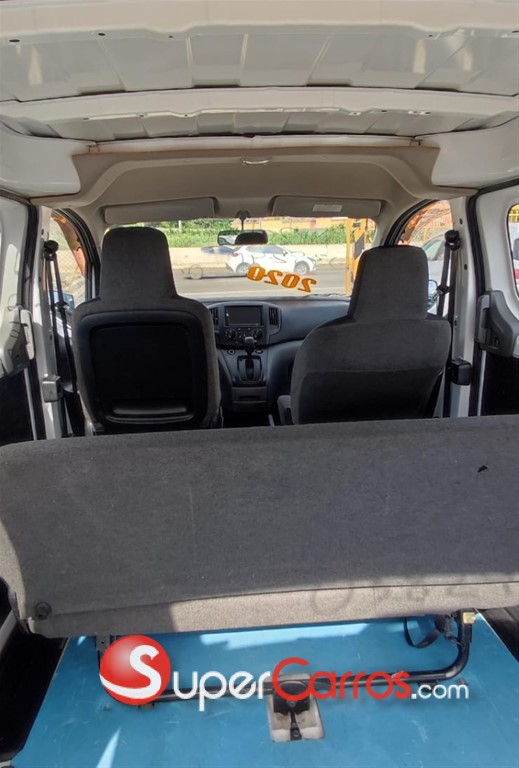 2020 Nissan NV 200 — foto 6 / 9