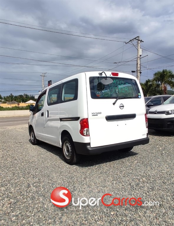 2020 Nissan NV 200 — foto 9 / 9