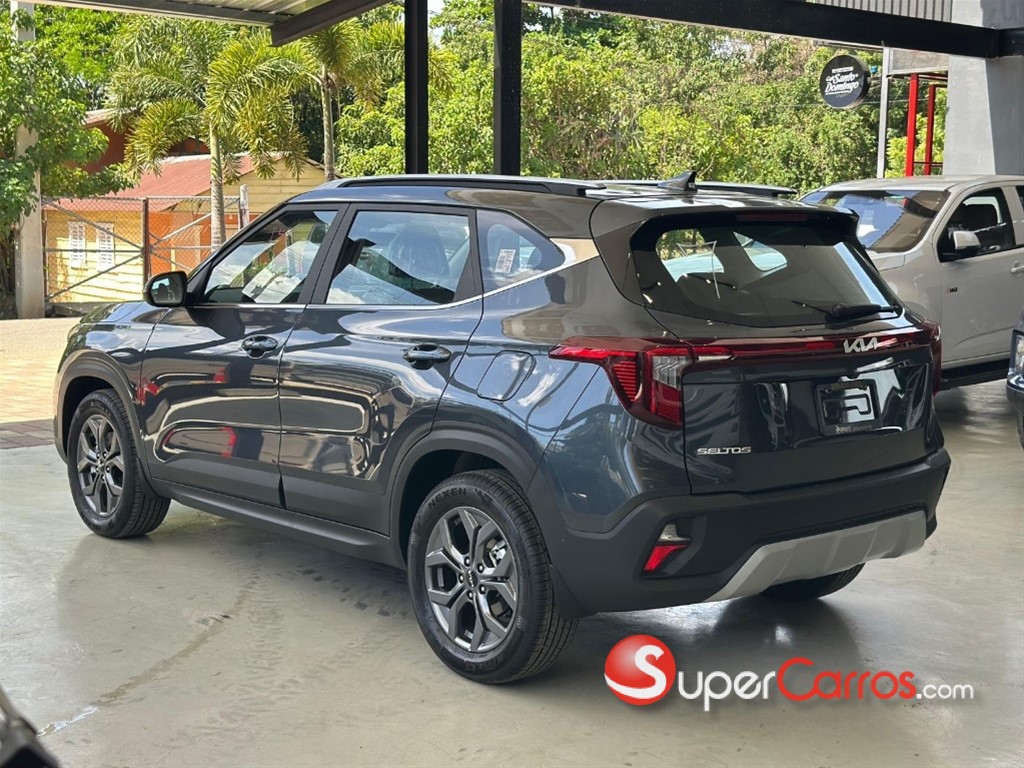 2027 Kia Seltos LX — foto 3 / 5