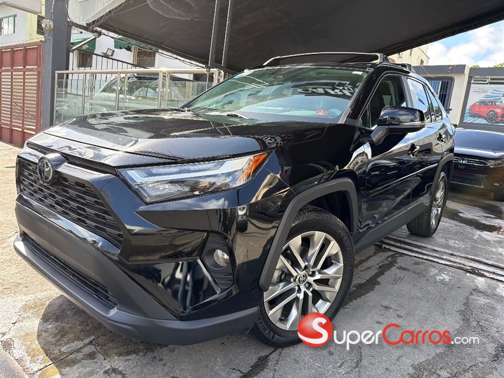 2022 Toyota RAV4 XLE Premium