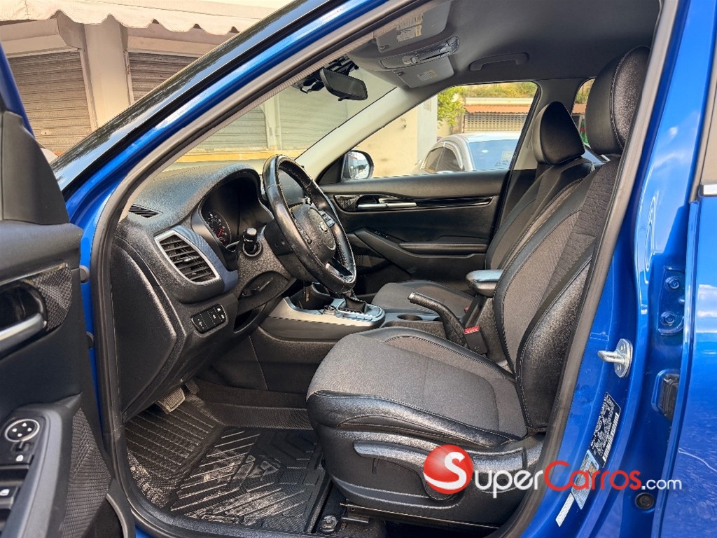 2021 Kia Seltos SX — foto 8 / 12