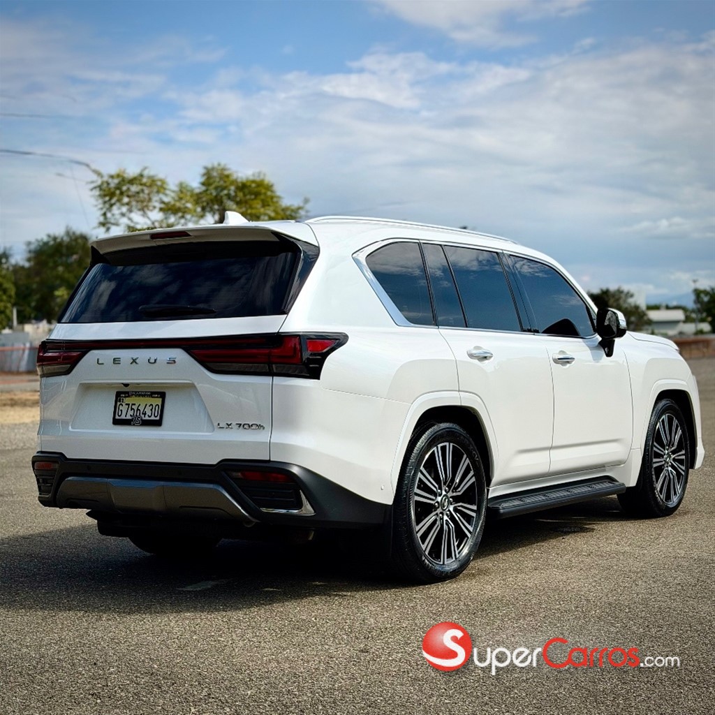 2025 Lexus LX 700 H Urban — foto 4 / 11