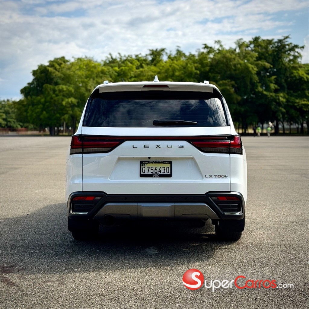 2025 Lexus LX 700 H Urban — foto 5 / 11