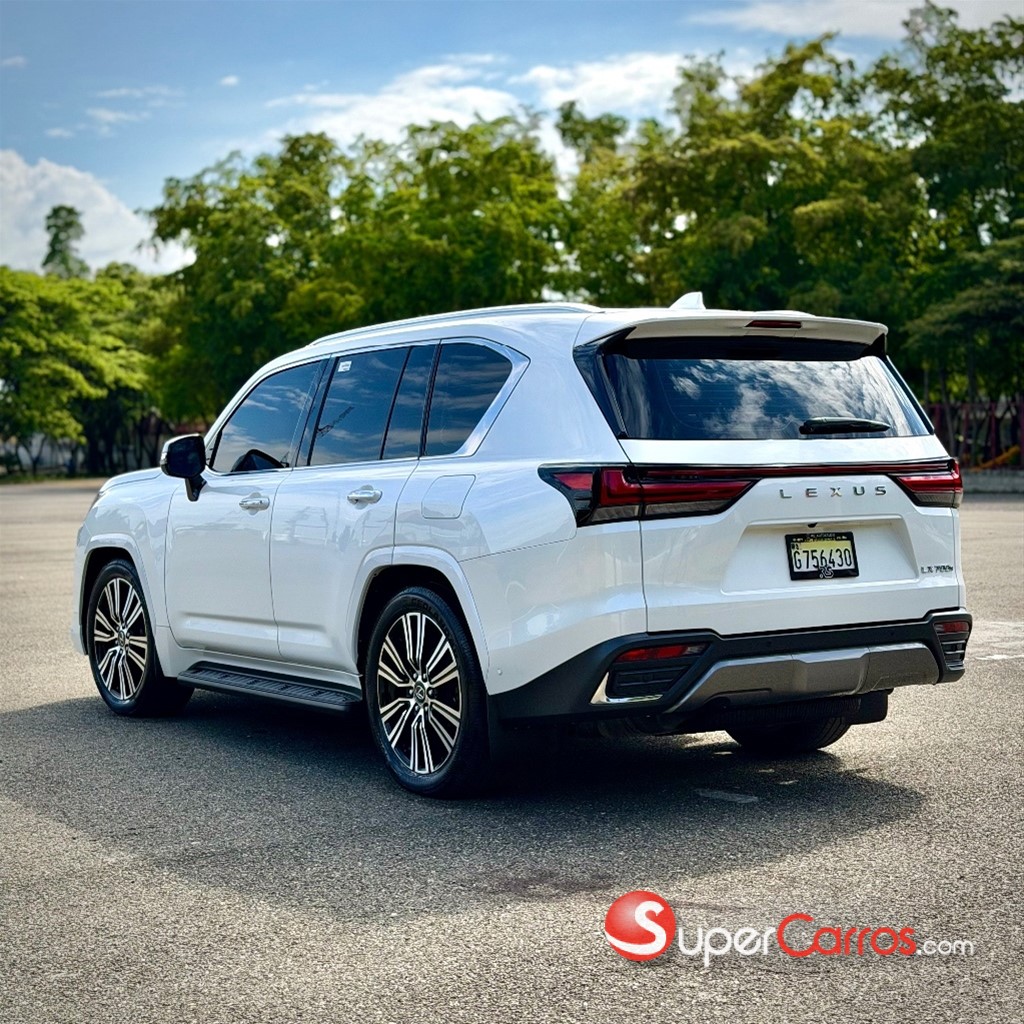 2025 Lexus LX 700 H Urban — foto 6 / 11
