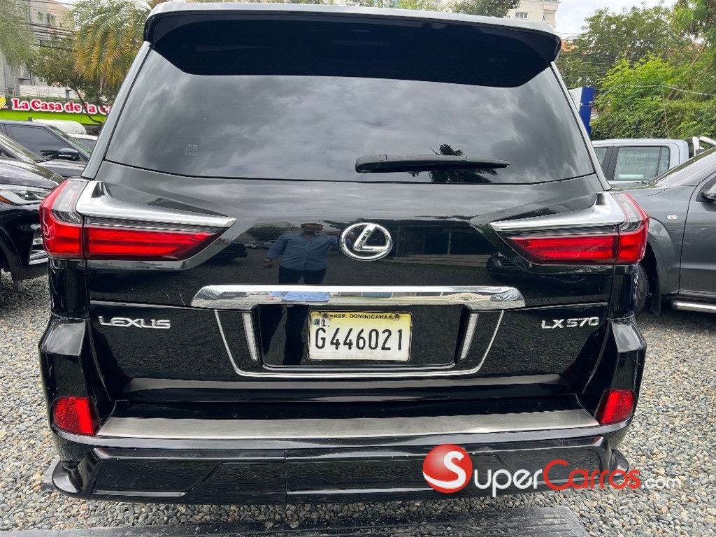 2019 Lexus LX 570 Super Sport — foto 5 / 5
